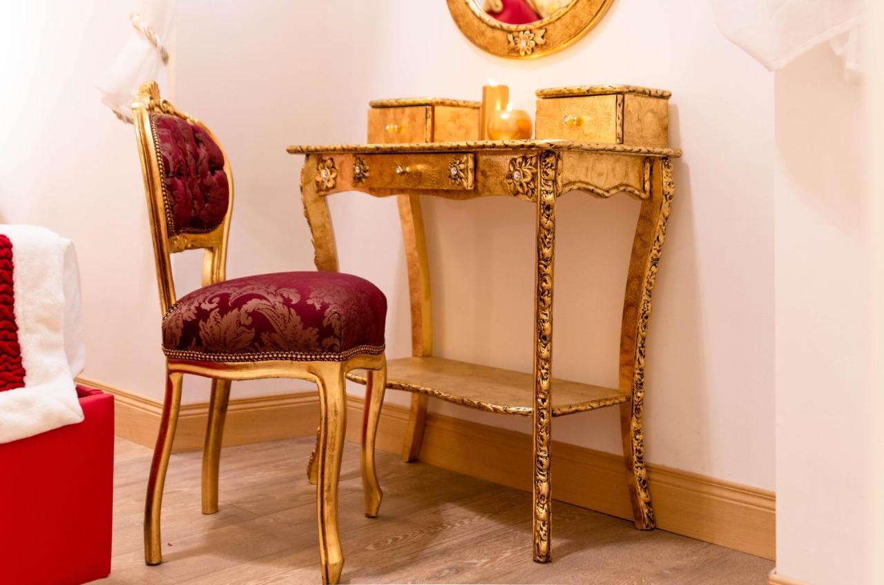 Roma Charming Rooms Luaran gambar
